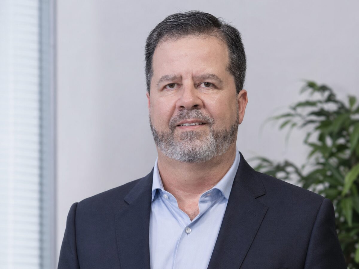 Retrato institucional de Bruno Godinho